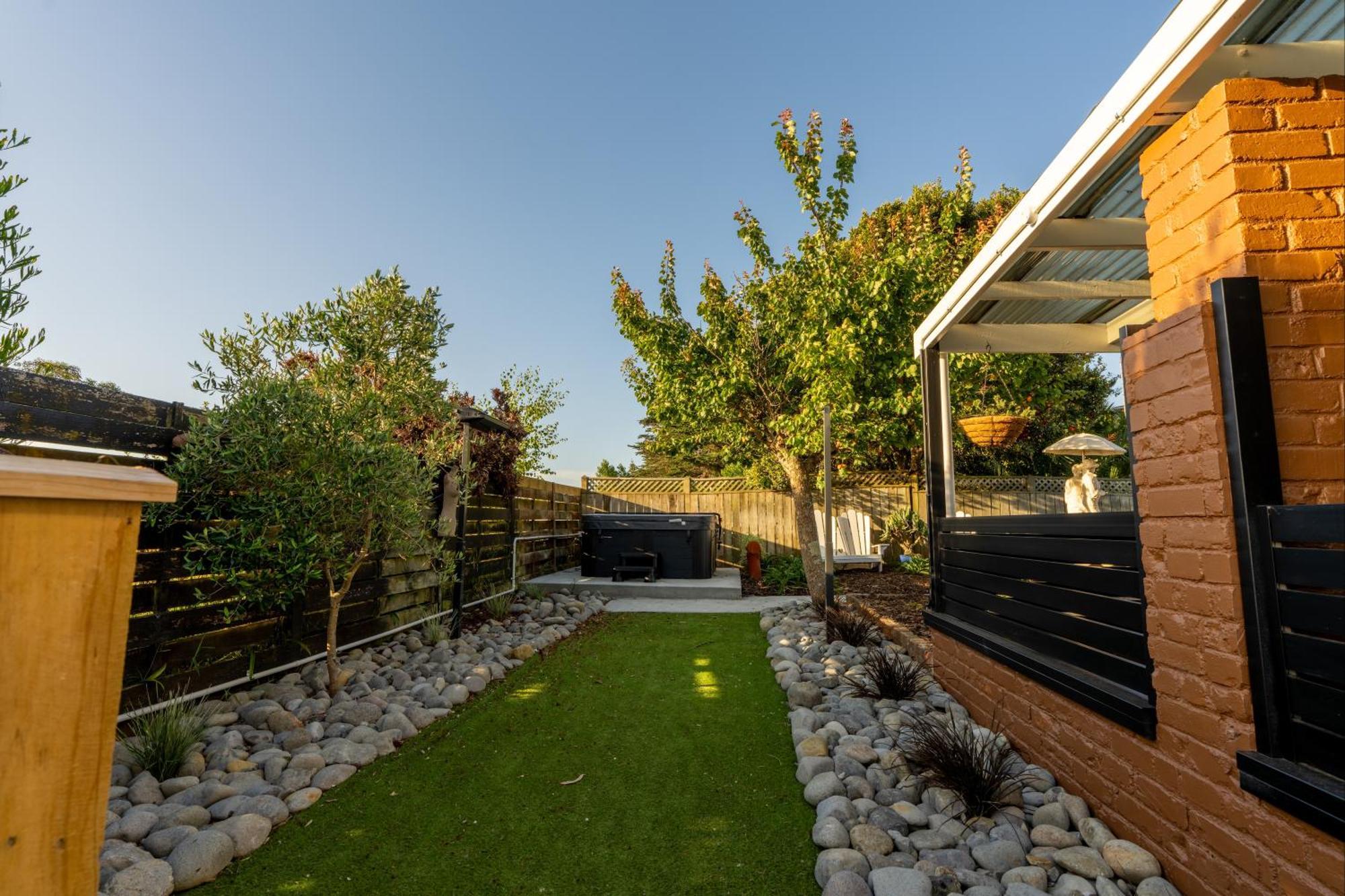 River Views With Pool, Bbq & Sky Tv * Whanganui